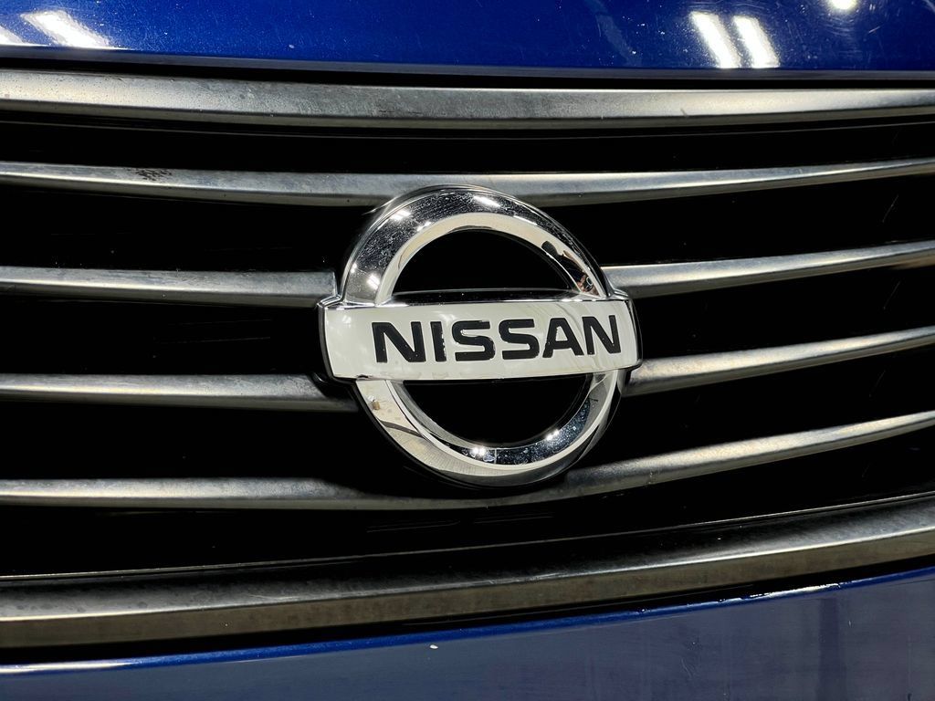 Used 2014 Nissan Versa S FWD image 36
