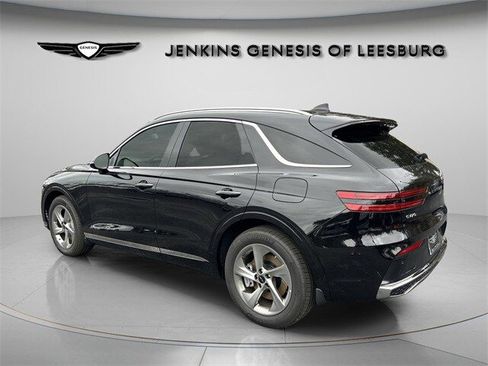 Used 2026 Genesis GV70 2.5T Select image 8