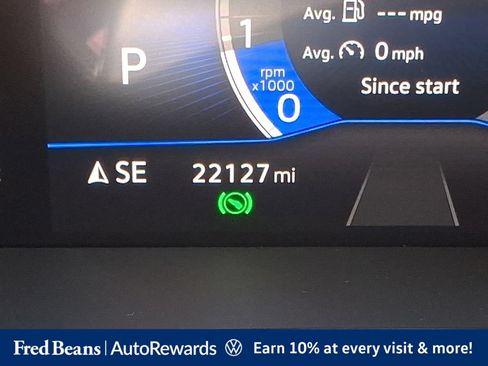 Certified 2023 Volkswagen Taos SE w/ Black Wheel Package FWD image 25