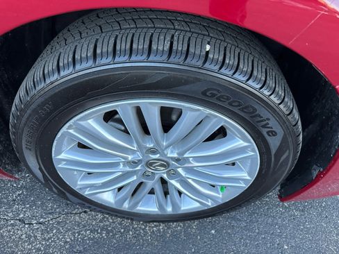 Used 2014 Lexus ES 350 w/ Luxury Package image 13