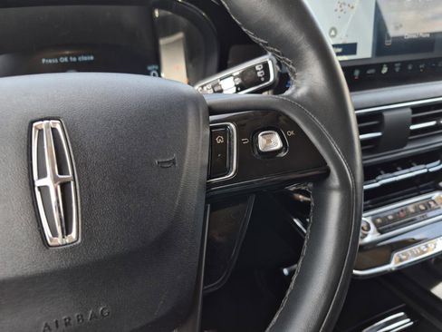 Used 2024 Lincoln Corsair Reserve w/ Equipment Group 201A AWD/4WD image 23