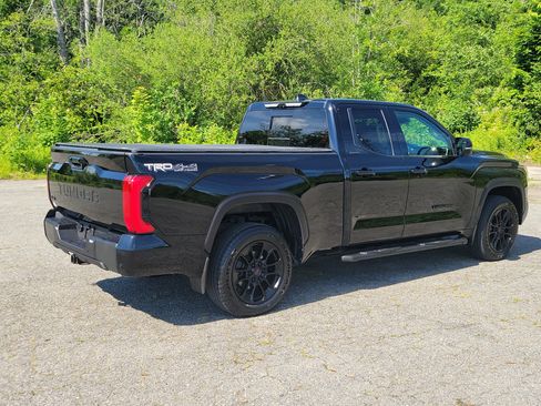 Used 2024 Toyota Tundra Limited w/ TRD Off-Road Package AWD/4WD image 5