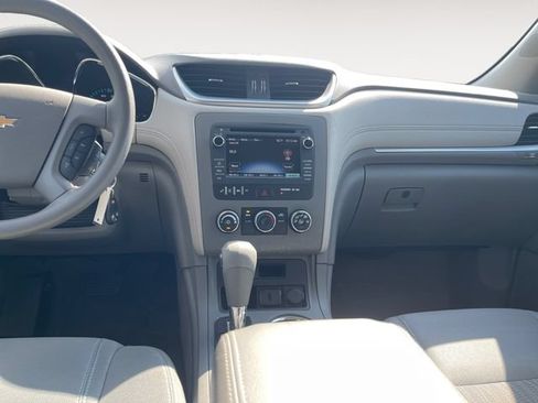 Used 2016 Chevrolet Traverse LS AWD/4WD image 11