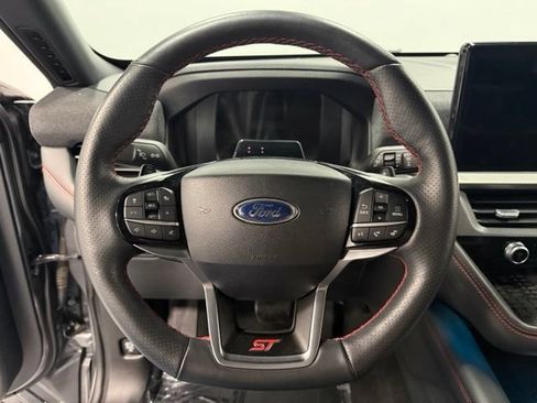 Used 2025 Ford Explorer ST AWD/4WD image 22