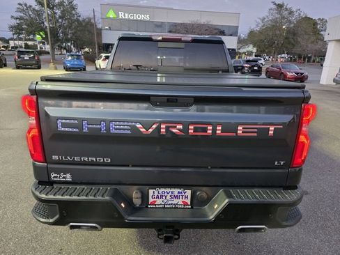 Used 2021 Chevrolet Silverado 1500 LT Trail Boss w/ Convenience Package II image 7