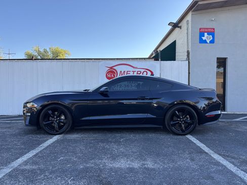 Used 2021 Ford Mustang Coupe w/ Equipment Group 101A image 2