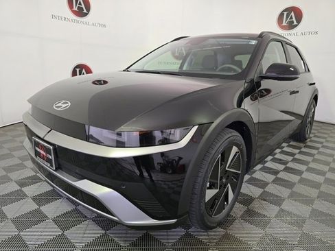 New 2025 Hyundai Ioniq 5 SEL image 2