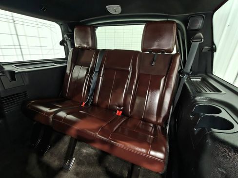 Used 2015 Ford Expedition Platinum AWD/4WD image 34