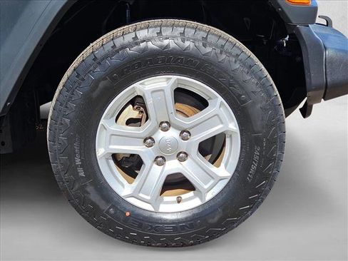 Used 2023 Jeep Wrangler Sport S image 20