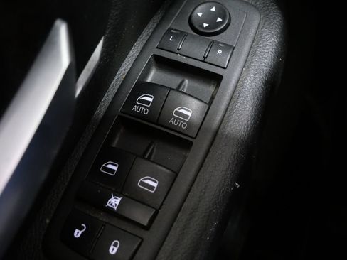 Used 2022 RAM 1500 Big Horn AWD/4WD image 12