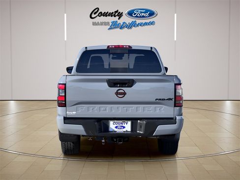 Used 2024 Nissan Frontier PRO-4X w/ Off-Road Protection Package image 4