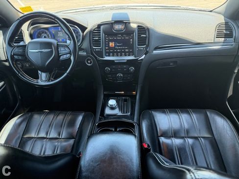 Used 2021 Chrysler 300 S RWD image 15