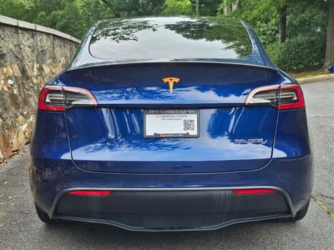 Used 2023 Tesla Model Y Performance AWD/4WD image 9