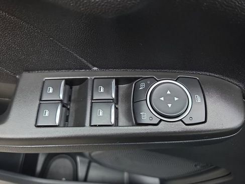 Used 2021 Ford Escape S image 17