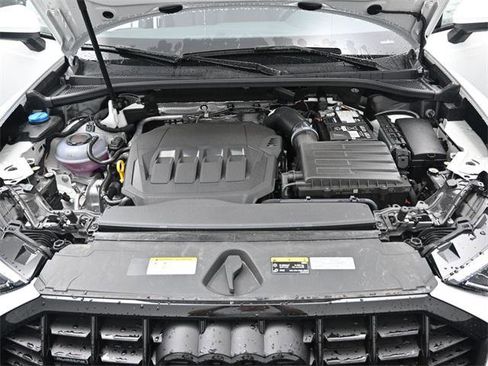 New 2025 Audi Q3 2.0T Premium image 15