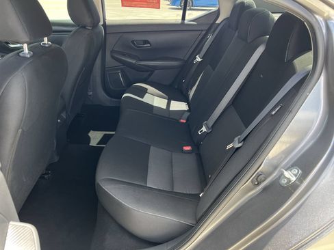 Used 2024 Nissan Sentra SV FWD image 23