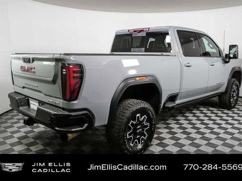 Used 2024 GMC Sierra 2500 AT4X AWD/4WD image 3