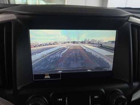 Used 2023 GMC Terrain SLT image 32