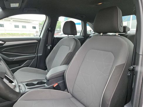Used 2025 Volkswagen Jetta Sport FWD image 16