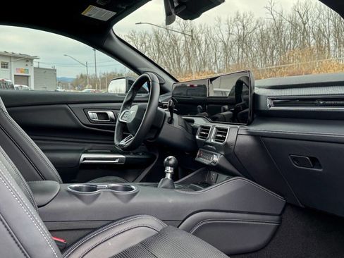 Used 2024 Ford Mustang GT Premium image 14