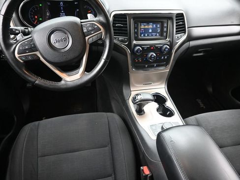 Used 2014 Jeep Grand Cherokee Laredo w/ All Weather Capability Group AWD/4WD image 14