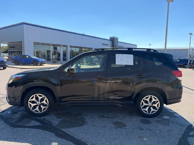 Certified 2024 Subaru Forester Premium AWD/4WD image 4