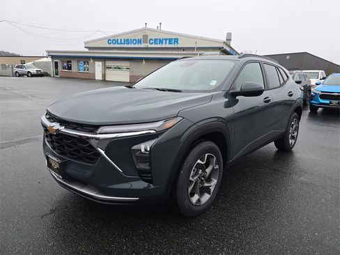 New 2026 Chevrolet Trax LT image 8