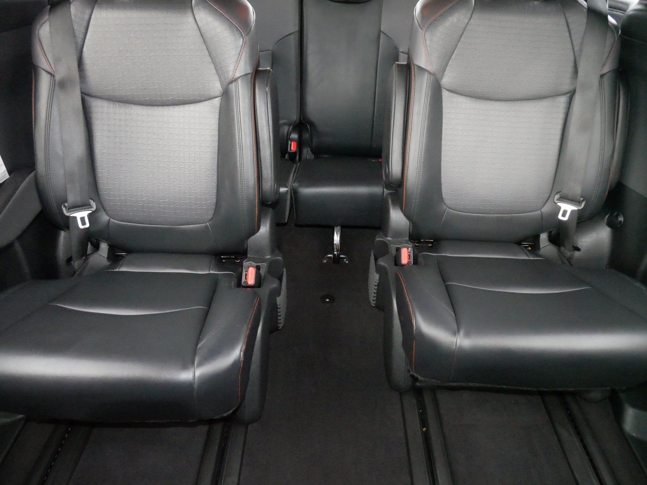 Certified 2022 Toyota Sienna XSE FWD image 13