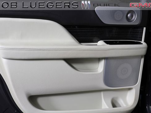 Used 2023 Lincoln Navigator L Black Label image 24