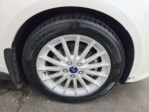 Used 2015 Ford C-MAX Energi SEL w/ Equipment Group 302A image 14