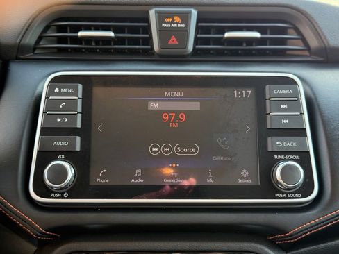 Used 2020 Nissan Versa SR w/ Convenience Package FWD image 25