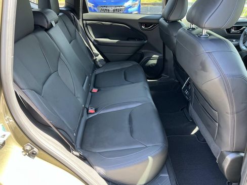 Certified 2025 Subaru Forester Limited w/ Popular Package AWD/4WD image 15