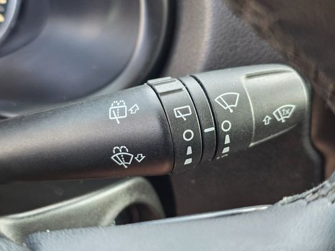 Used 2020 Jeep Renegade Latitude image 40