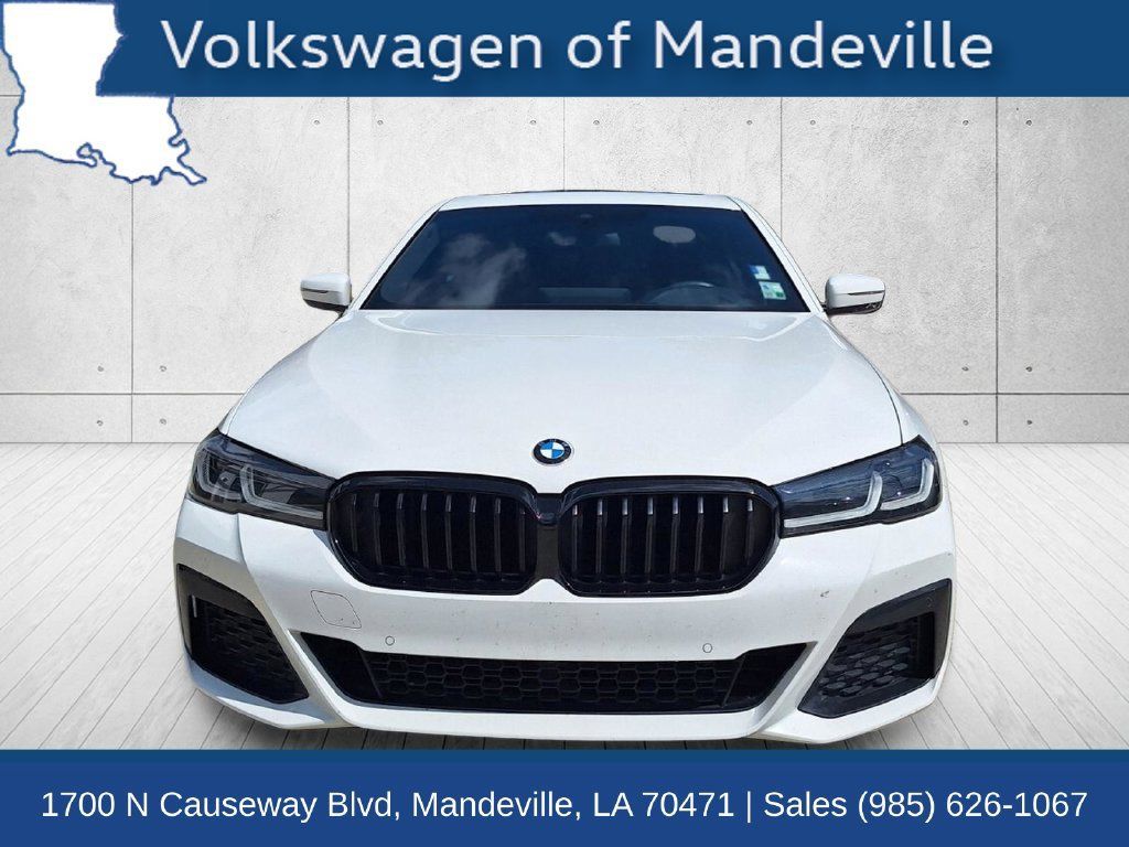 Used 2021 BMW 530i w/ M Sport Package RWD image 2