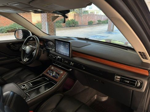 Used 2020 Lincoln Aviator Reserve w/ Equipment Group 202A image 32