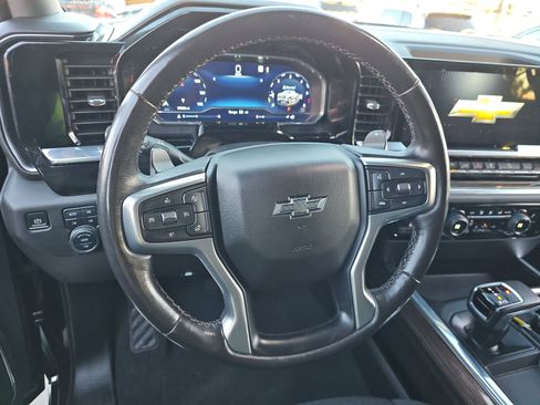 Used 2022 Chevrolet Silverado 1500 RST image 10