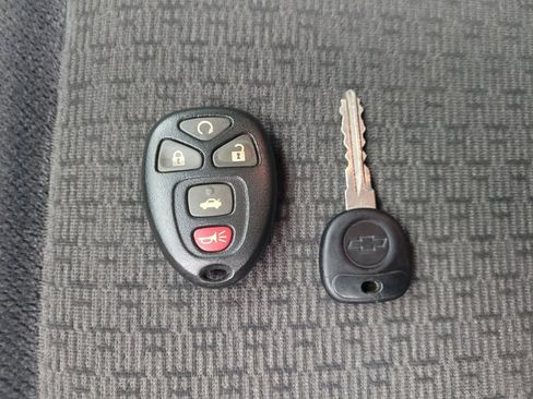 Used 2014 Chevrolet Impala LT w/ LT Sunroof Package image 32