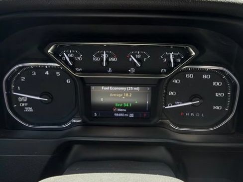Used 2020 GMC Sierra 1500 Elevation w/ Elevation Value Package AWD/4WD image 3