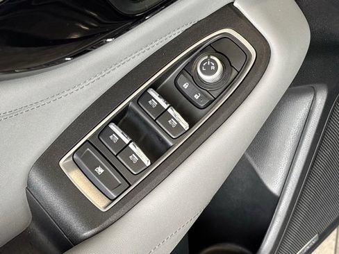 Used 2023 Subaru Legacy Limited image 14