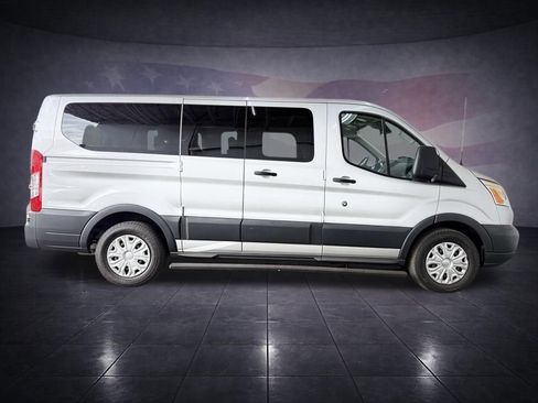Used 2015 Ford Transit 150 XLT image 12