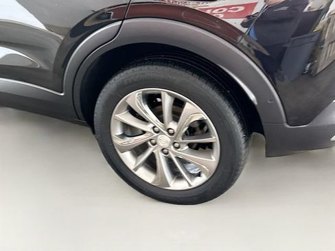 Used 2022 Buick Encore GX Essence w/ Advanced Technology Package AWD/4WD image 31
