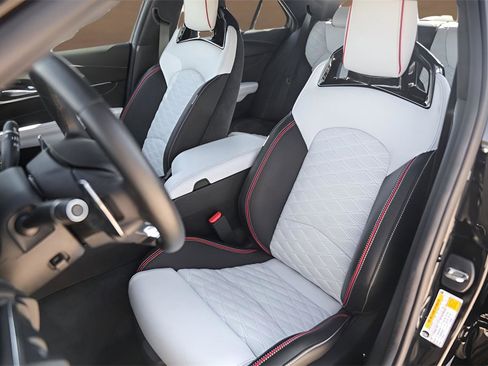 Certified 2024 Cadillac CT4 V Blackwing w/ Driver Assist Package image 7