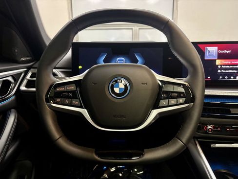 Used 2025 BMW i4 eDrive40 w/ Premium Package RWD image 22