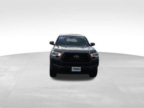 Used 2023 Toyota Tacoma SR image 3