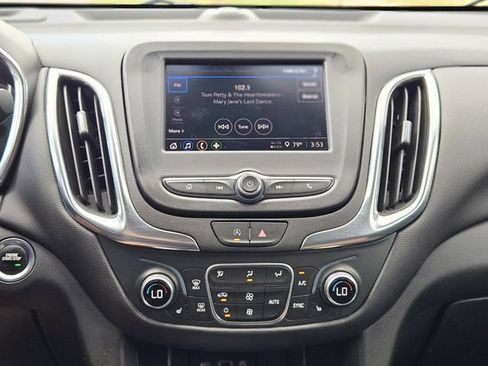 Used 2024 Chevrolet Equinox LT AWD/4WD image 22