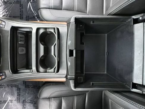 Used 2020 GMC Yukon Denali w/ Denali Ultimate Package AWD/4WD image 41