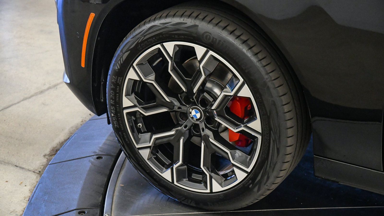 Used 2026 BMW X3 xDrive30i w/ Premium Package AWD/4WD image 9