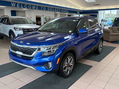 Used 2021 Kia Seltos SX w/ SX Sunroof Package