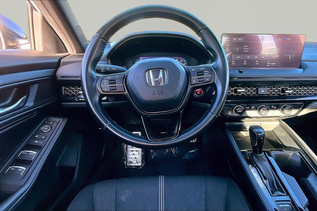 Used 2024 Honda Accord Sport image 9