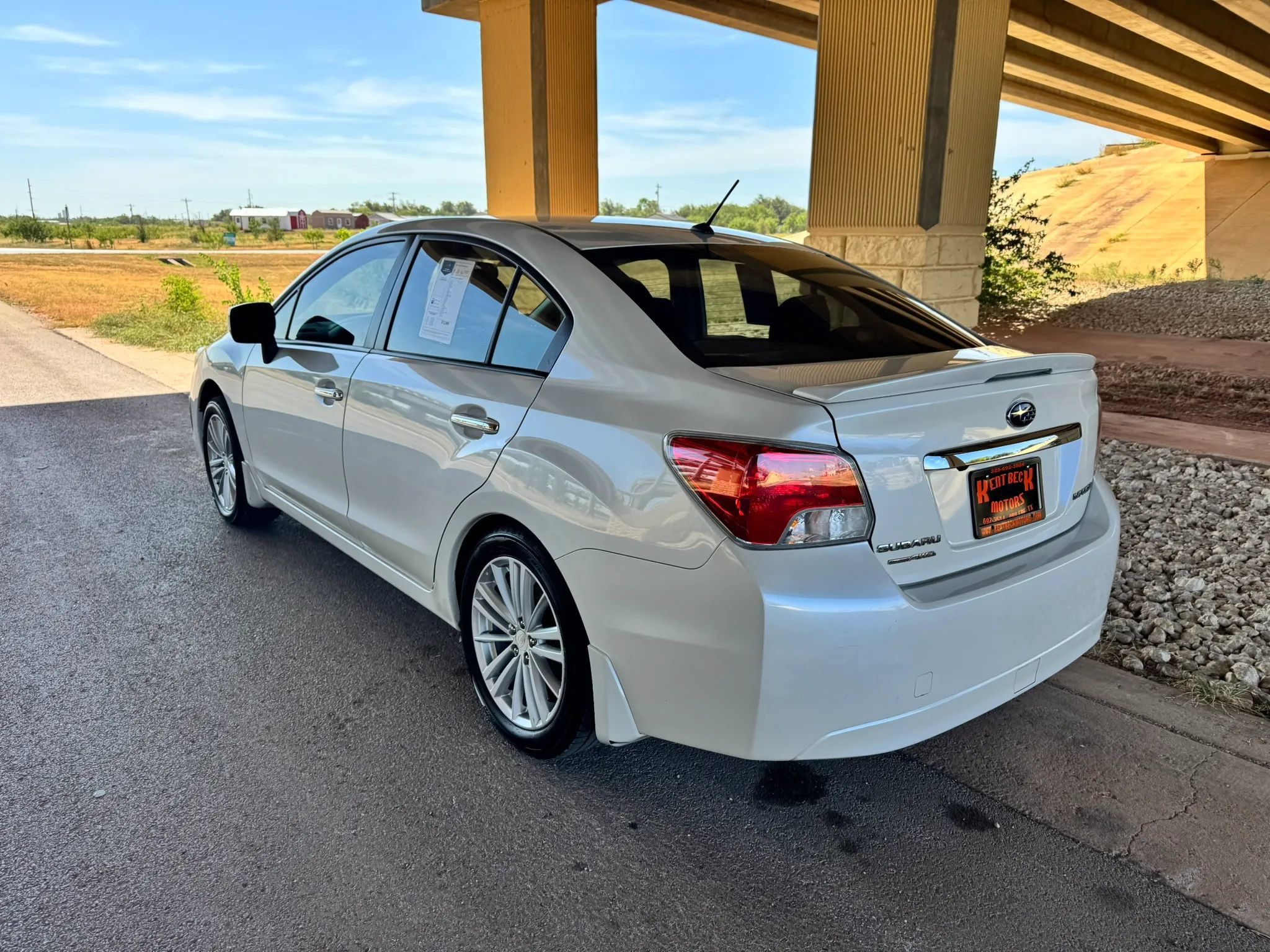 Used 2014 Subaru Impreza 2.0i Limited AWD/4WD image 5